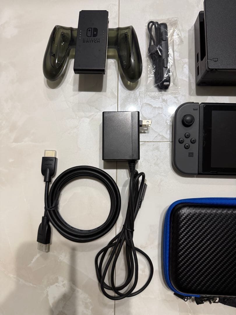 Nintendo Switch 本体 + ジョイコン+プロコントローラー+付属品