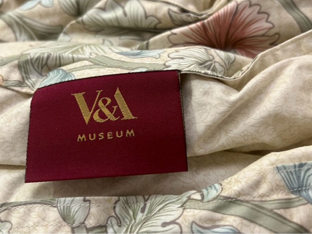 く*ち様 未使用 羽毛布団 ホワイトダウン ロマンス小杉 ダウン90% 寝具