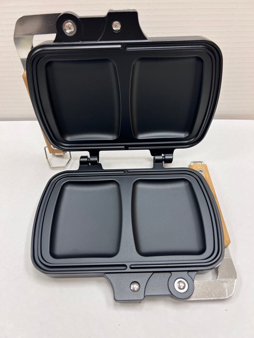 新品 peak トラメジーノ　ブラック　ホットサンドメーカー 非売品