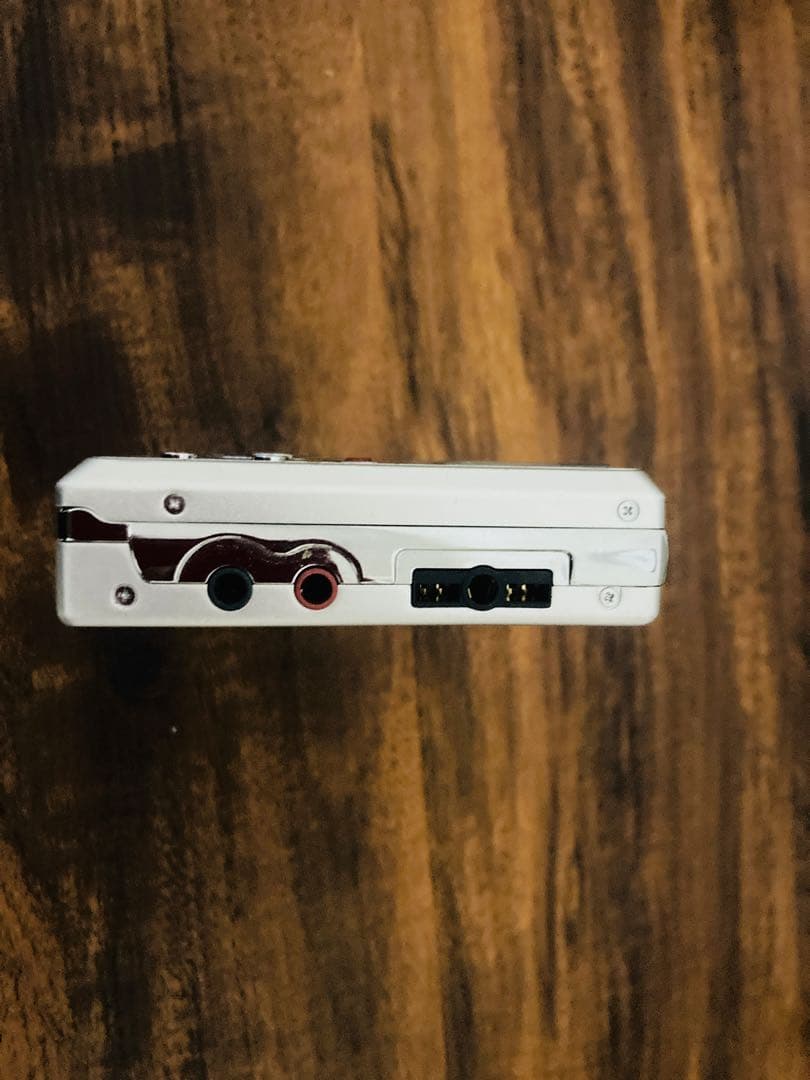 SHARP シャープ ポータブルMDレコーダー　MD-DR77 シルバー