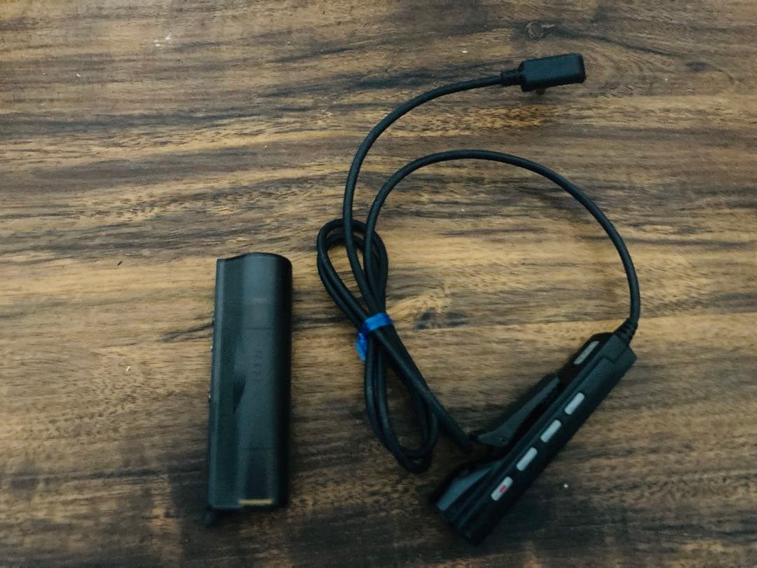 SHARP シャープ ポータブルMDレコーダー　MD-DR77 シルバー