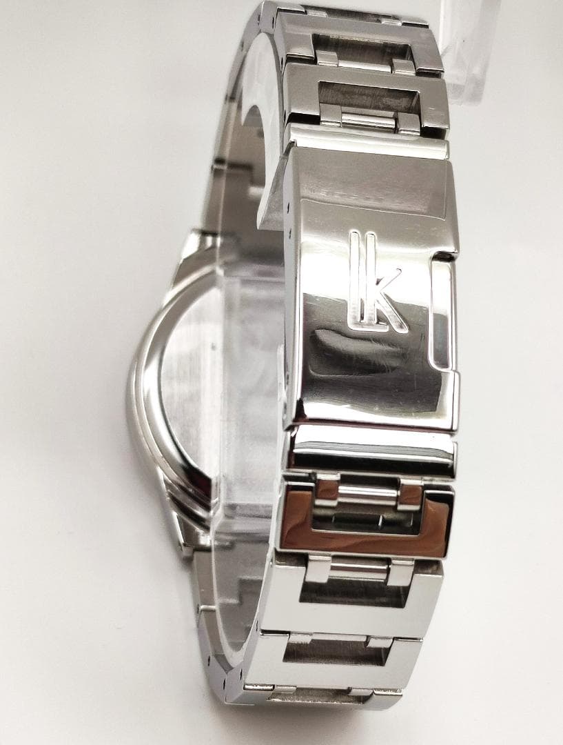 【美品】稼働品　SEIKO LUKIA　ルキア　新品電池　レディース腕時計