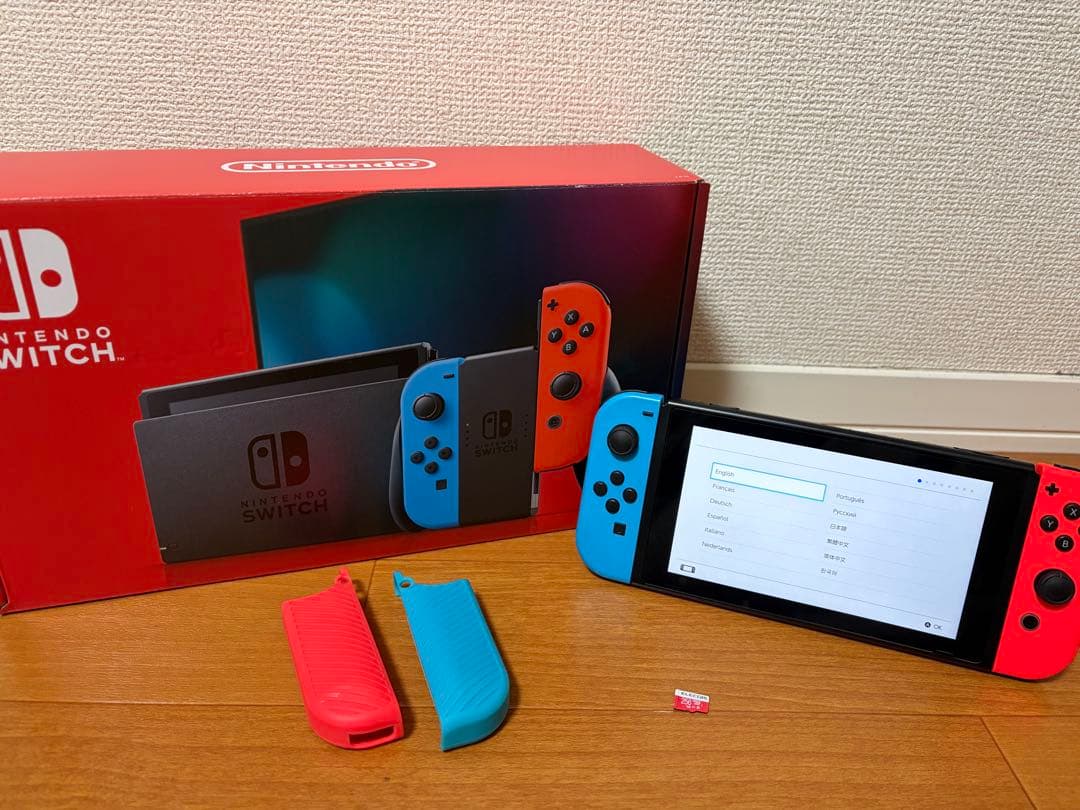 Nintendo Switch 本体 ネオンレッド・ネオンブルー