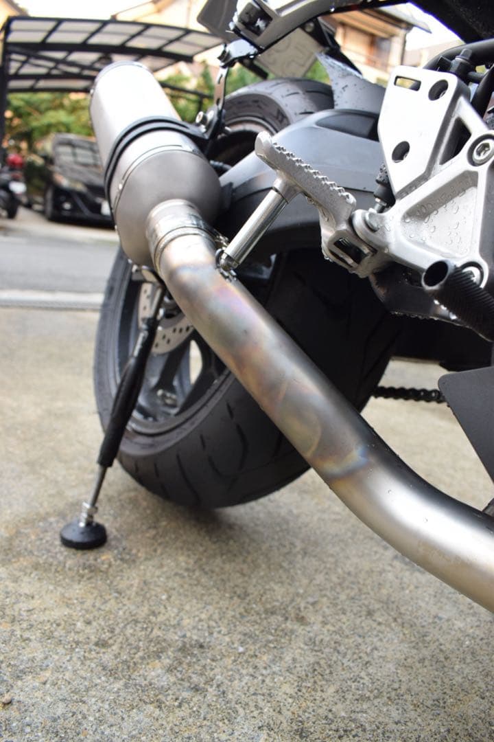 CBR650R エキゾーストパイプ