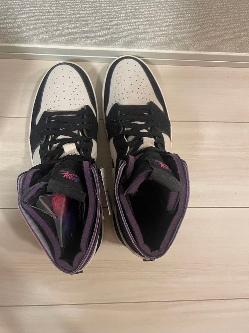 【新品未使用・紐付き】パリサンジェルマン × ナイキ エアジョーダン1