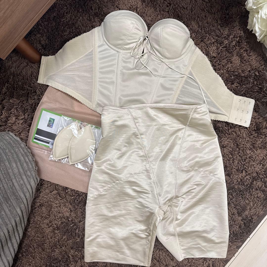 【美品】BRIDALBEAUTEインナー上下セット(C70・ガードルM)