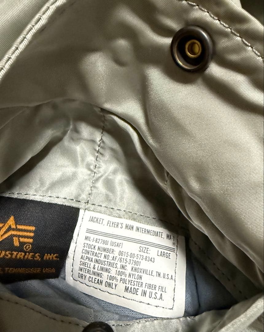ALPHA社　90年代　MA-1 レプリカ　アメリカ製シルバーLサイズ