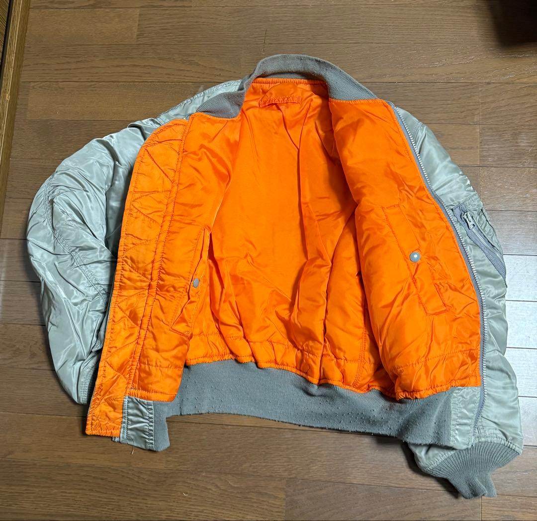 ALPHA社　90年代　MA-1 レプリカ　アメリカ製シルバーLサイズ