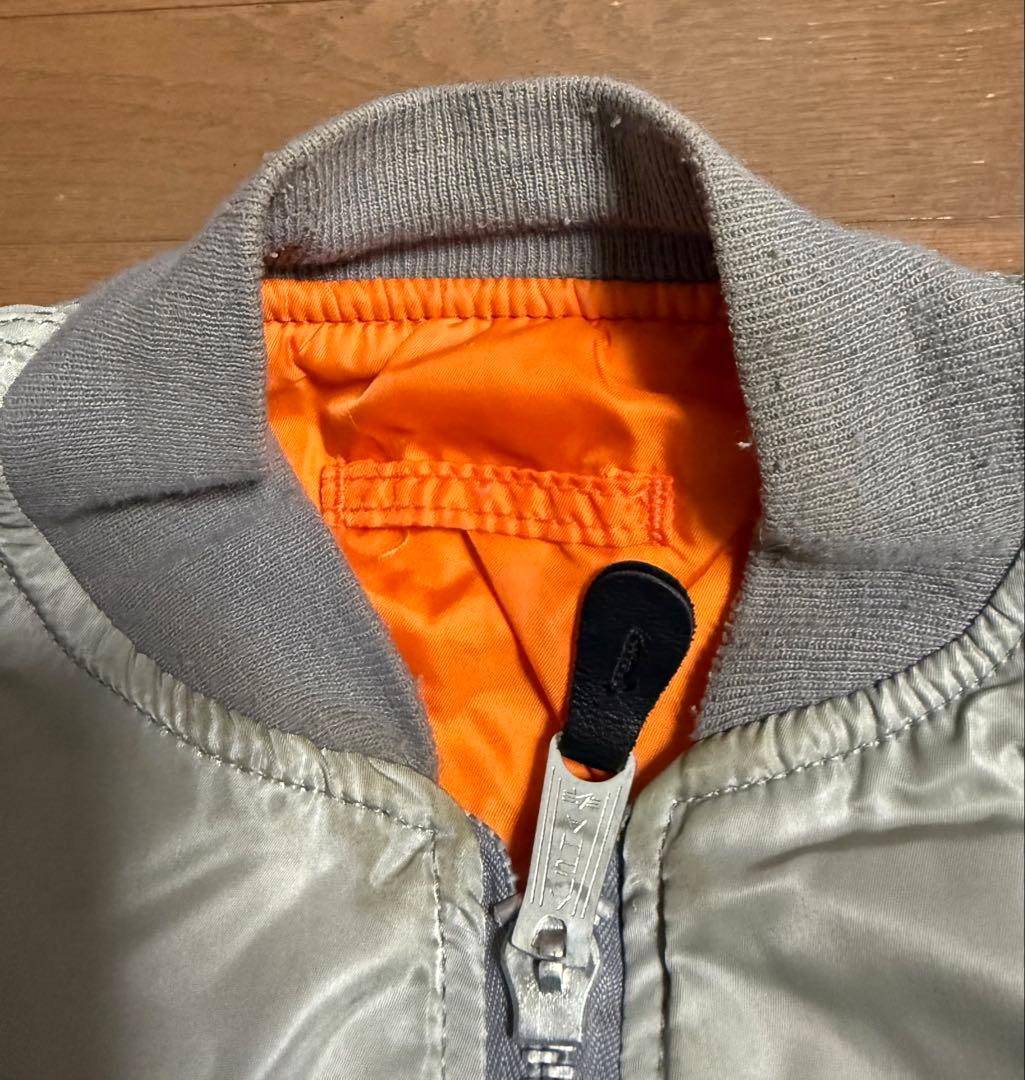 ALPHA社　90年代　MA-1 レプリカ　アメリカ製シルバーLサイズ