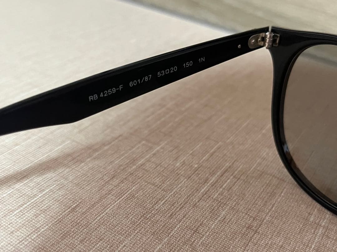 レイバン　箱付きサングラス‼️