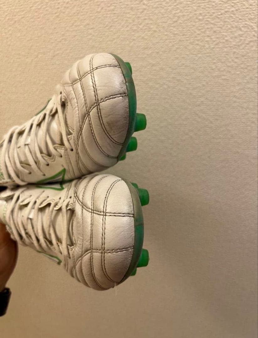 ミズノ モレリア NEO 3 JAPAN(ホワイト×グリーン)