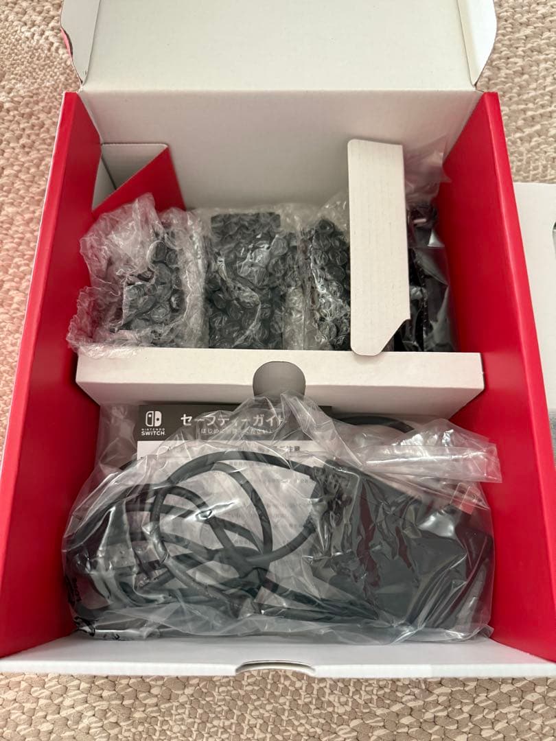 Nintendo Switch 本体 ホワイト/ブラック有機ELソフトセット美品