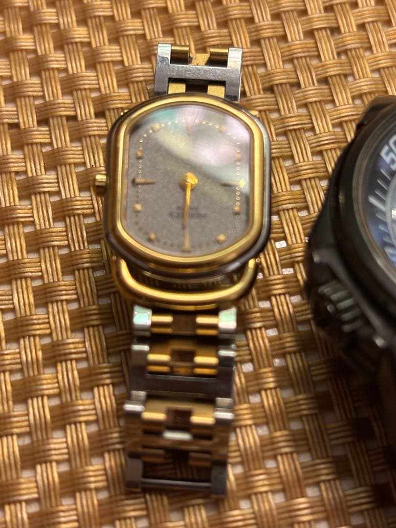 HERMES エルメス 腕時計 シルバー/ゴールド(長年放置で動かない状態)