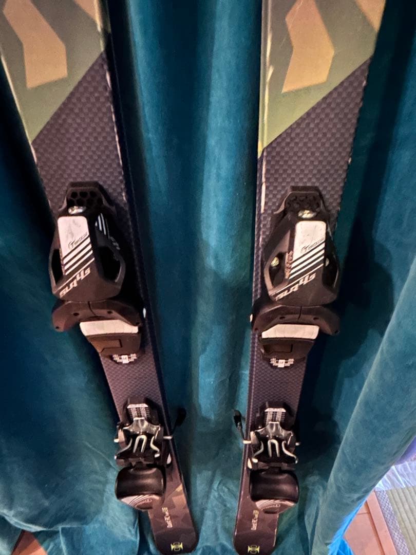 子どもスキーセット　全てHart 板138cmブーツ24cm