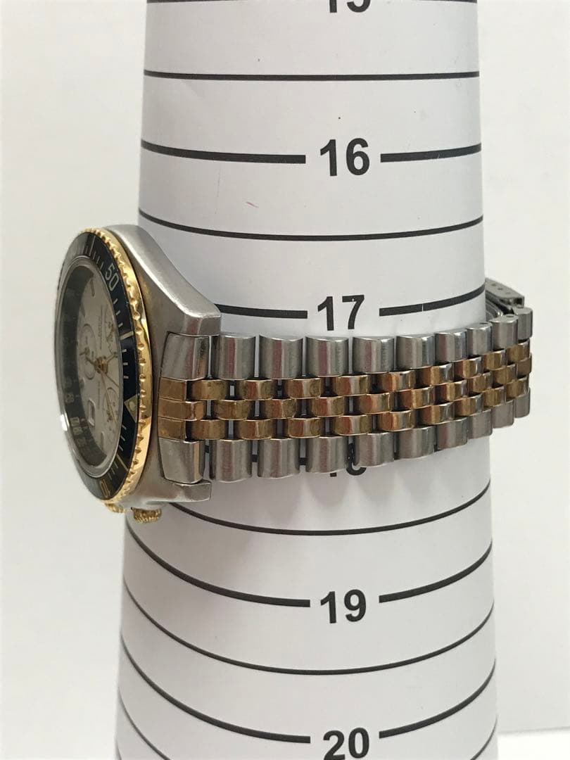 GIVENCHY ジバンシー腕時計 スポーツモデル　I.1391