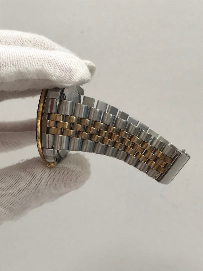 GIVENCHY ジバンシー腕時計 スポーツモデル　I.1391