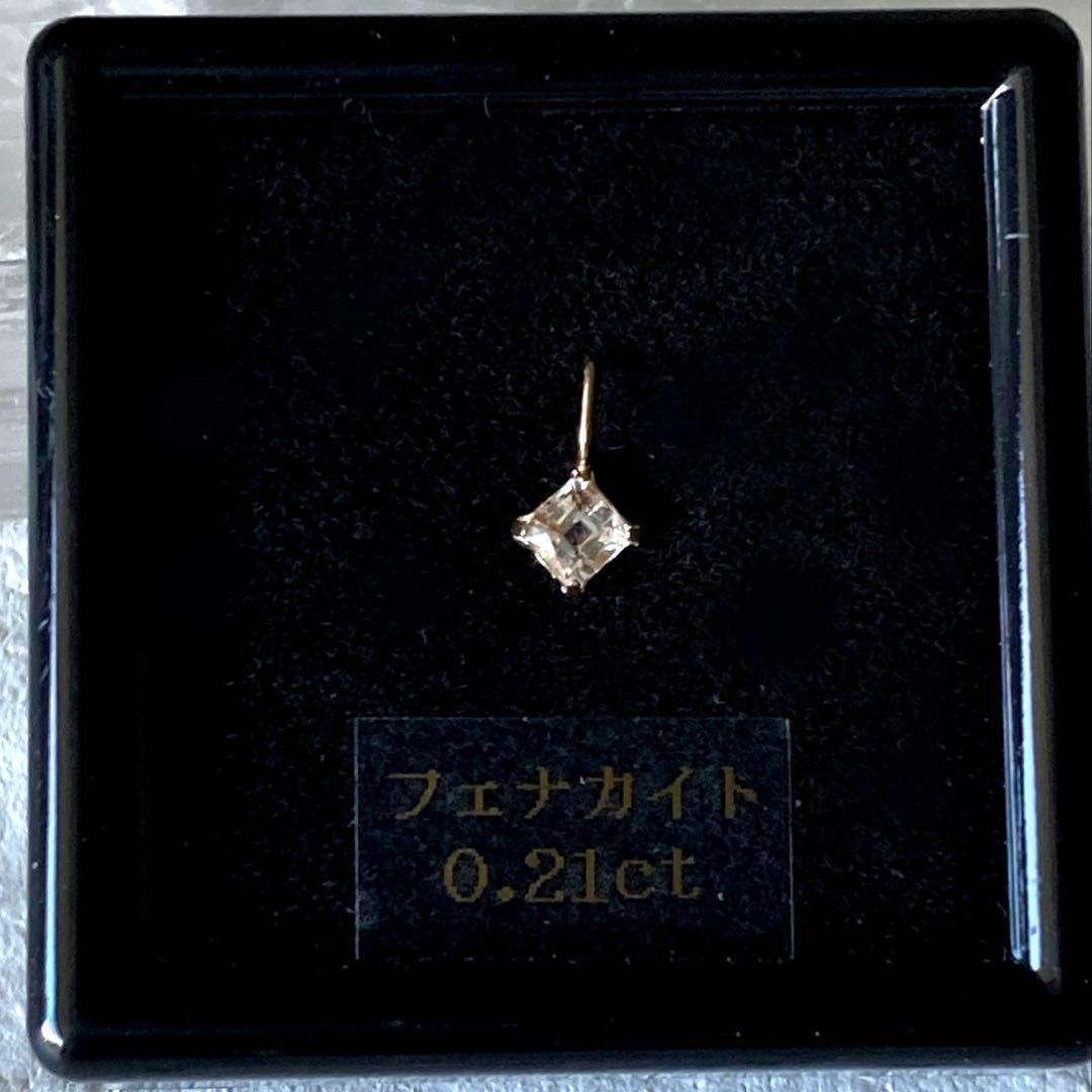 フェナカイト 10金 ペンダントトップ スクエア
