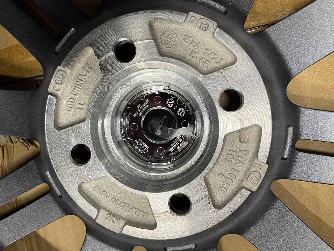 15インチ　アルミホイール　ソリオ　ハスラー