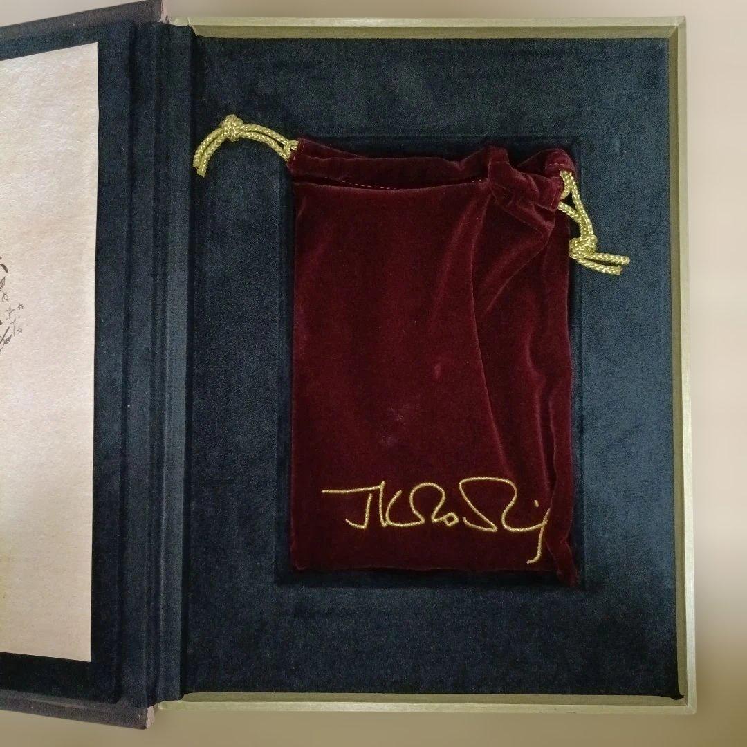 The Tales of Beedle the Bard 　Amazon限定版