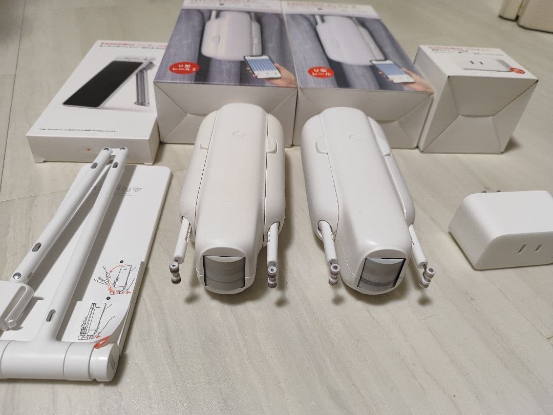 SwitchBotカーテンソーラーパネルプラグ