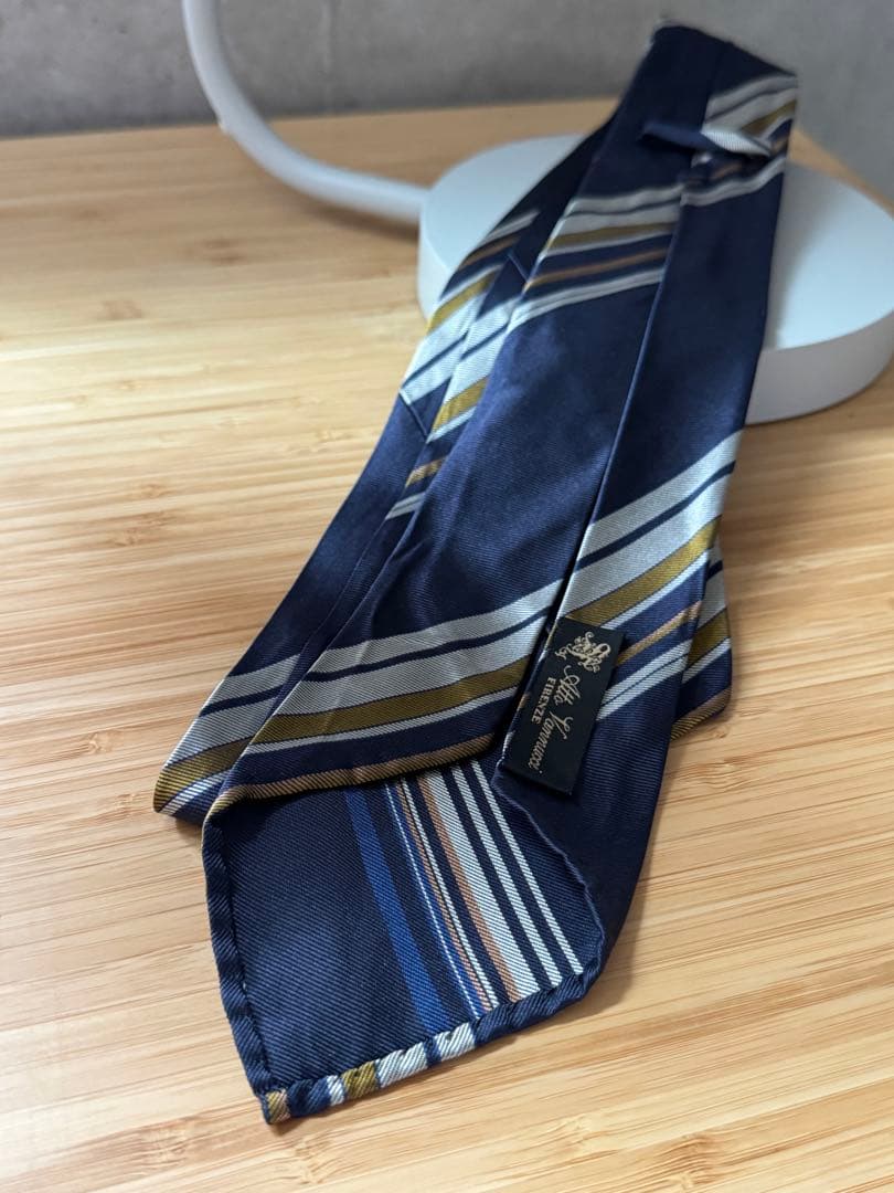 aki17さま専用Atto Vannucci ストライプネクタイ セッテピエゲ