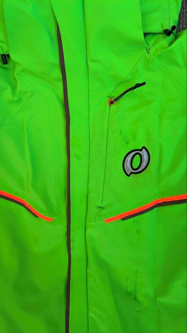 2021-2022年ONYONEスキーウェア上下セット（ジャケット・パンツ）