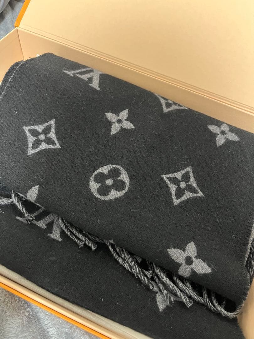 ルイヴィトン　マフラー　モノグラム　極美品