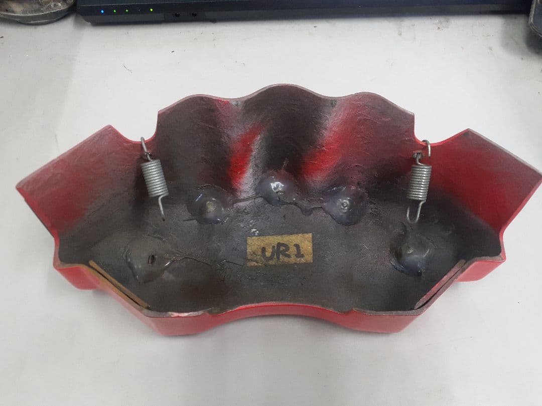 プリウス30　AFFECTION レッドブレーキキャリパーカバー 4個セット