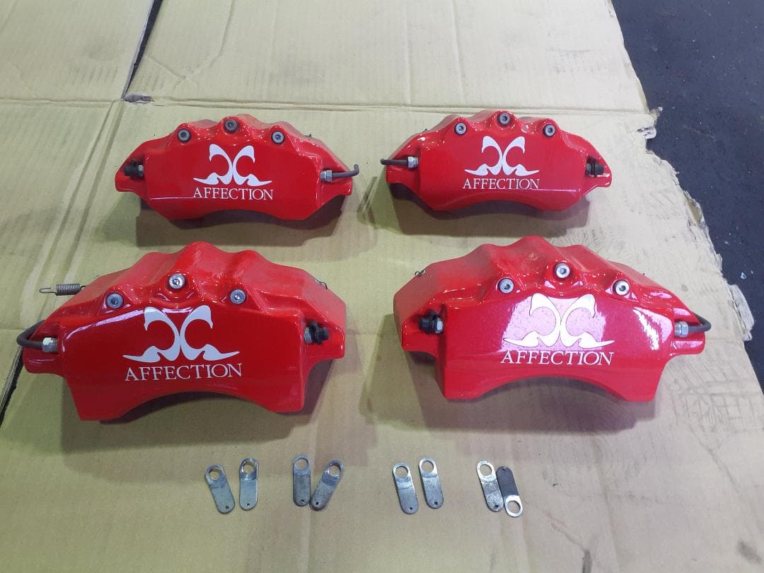 プリウス30　AFFECTION レッドブレーキキャリパーカバー 4個セット