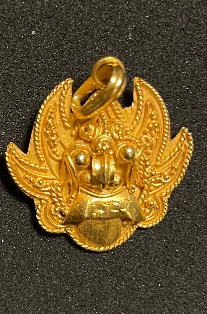バリ島(バロンの顔) 22K 装飾的彫刻 ペンダント