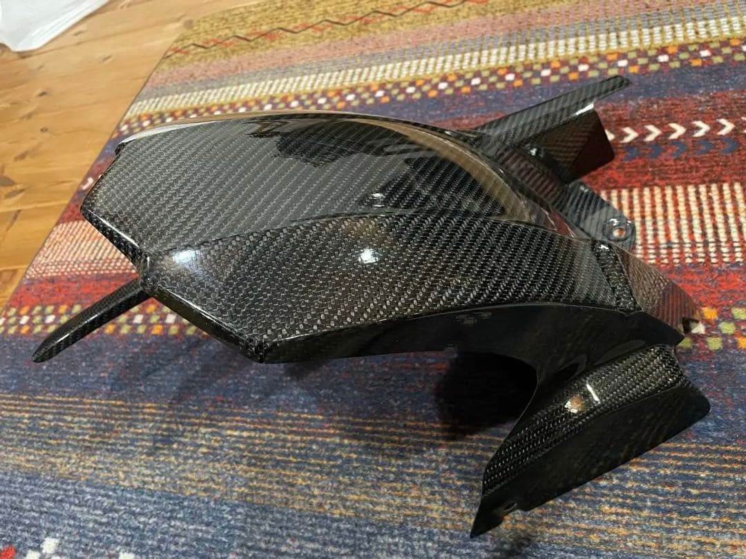 ARCHI アーキ カーボンリアフェンダー