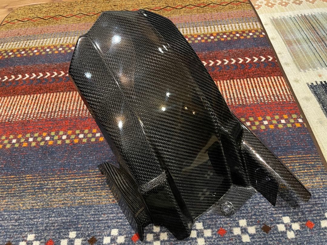 ARCHI アーキ カーボンリアフェンダー