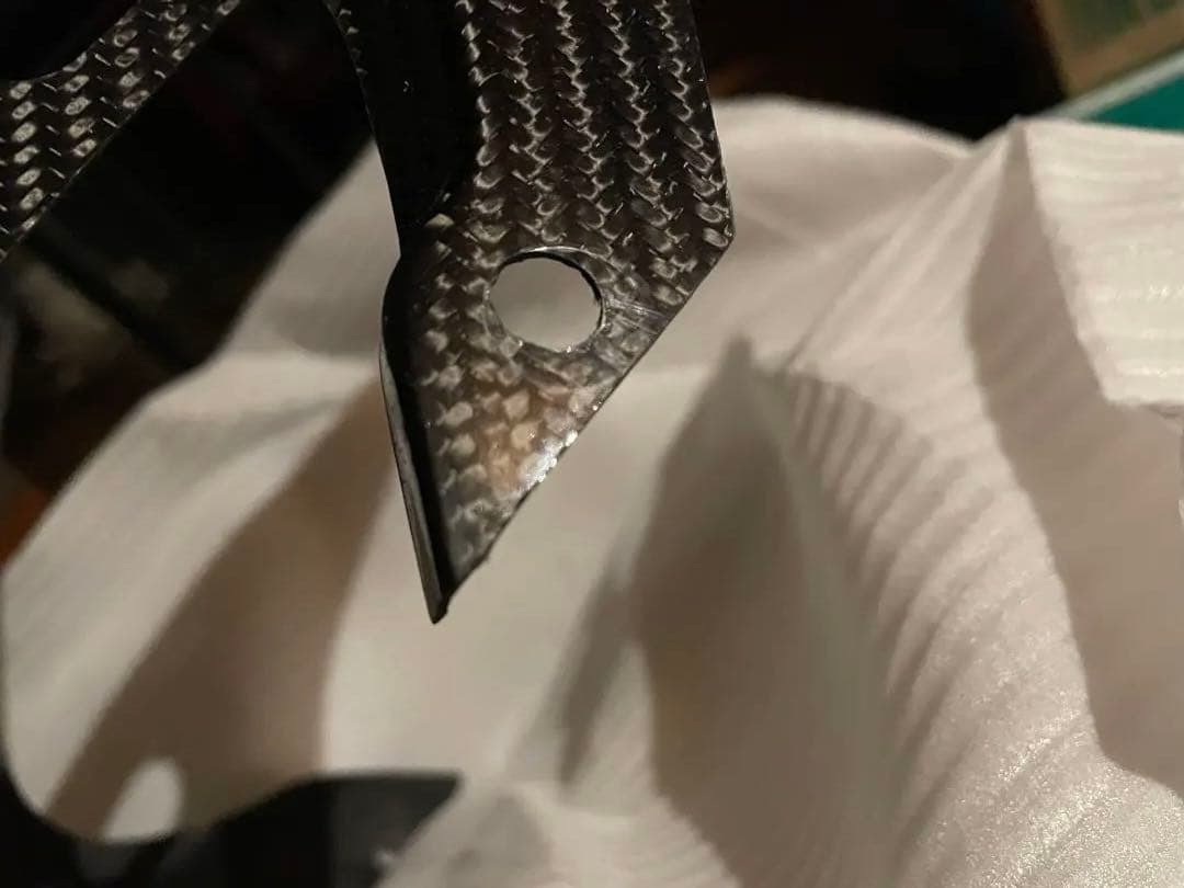 ARCHI アーキ カーボンリアフェンダー