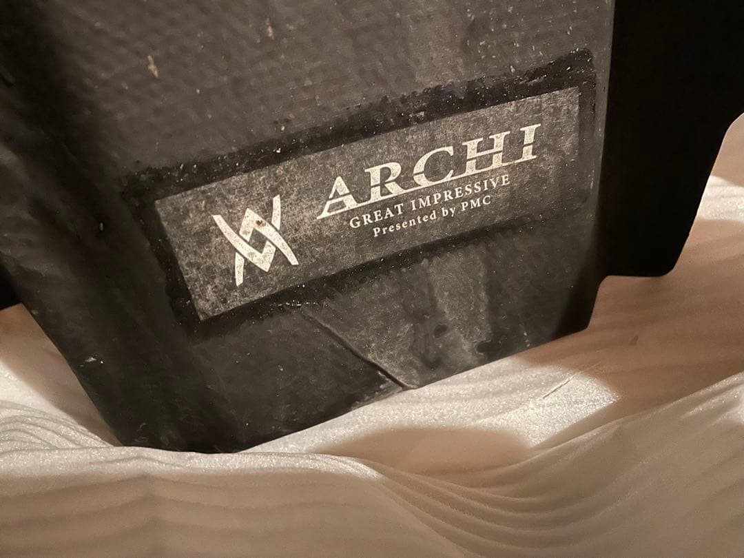 ARCHI アーキ カーボンリアフェンダー