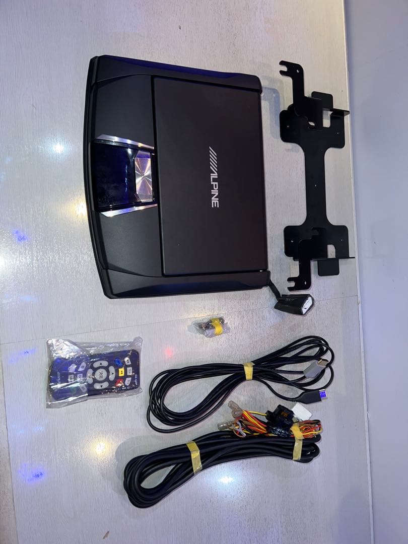 美品★80ノアヴォク専用BIGX11本体・10インチフリップダウンモニターセット