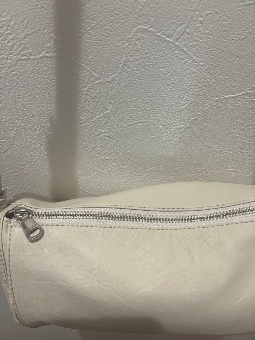 n*a様 ソフトレザーロールショルダーバッグ russet ラシット