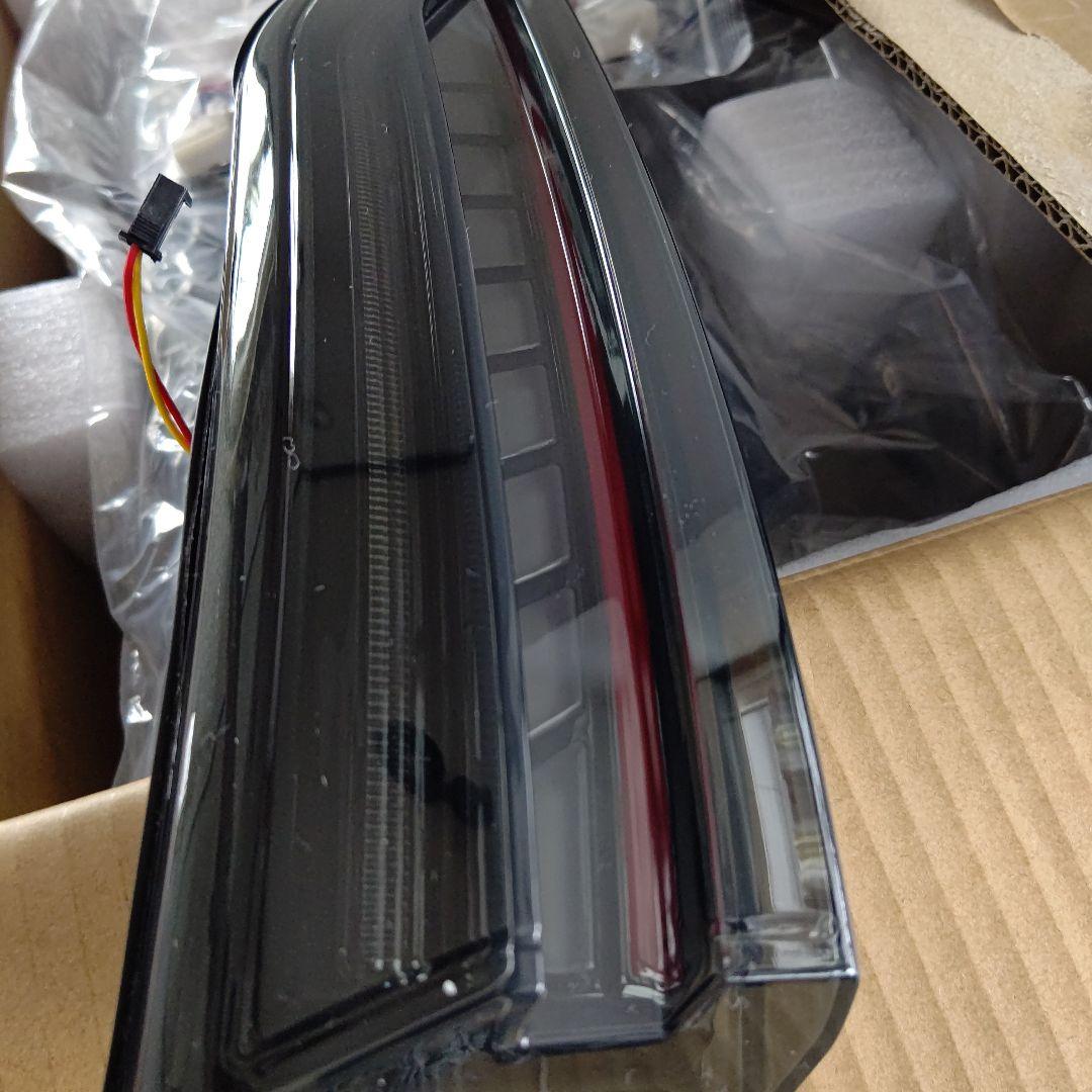 80ハリアー用LED TAILLAMP