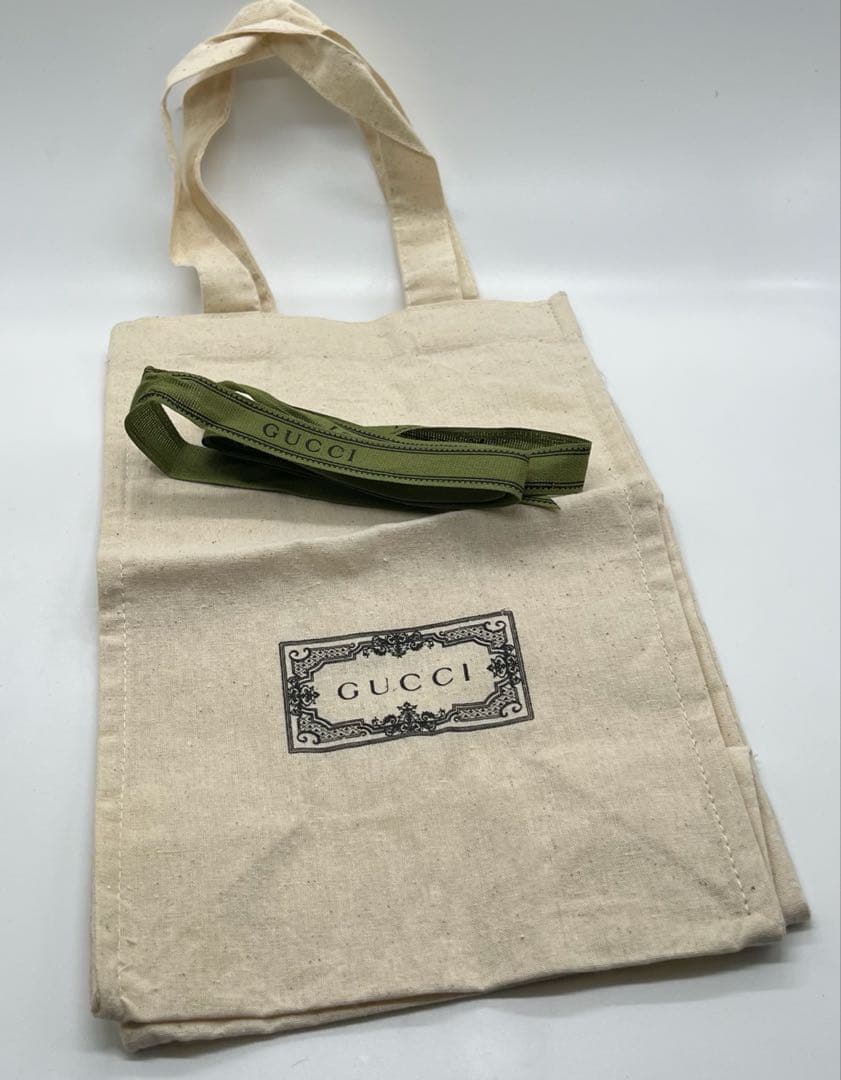 新品未使用　GUCCI GGマーモント iPhone13 Pro スマホケース