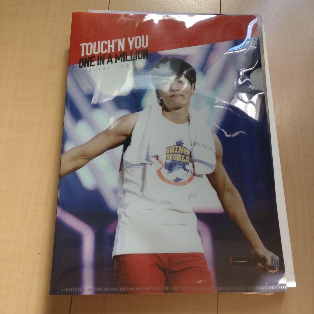 SHINee ジョンヒョンペンカフェ様写真集