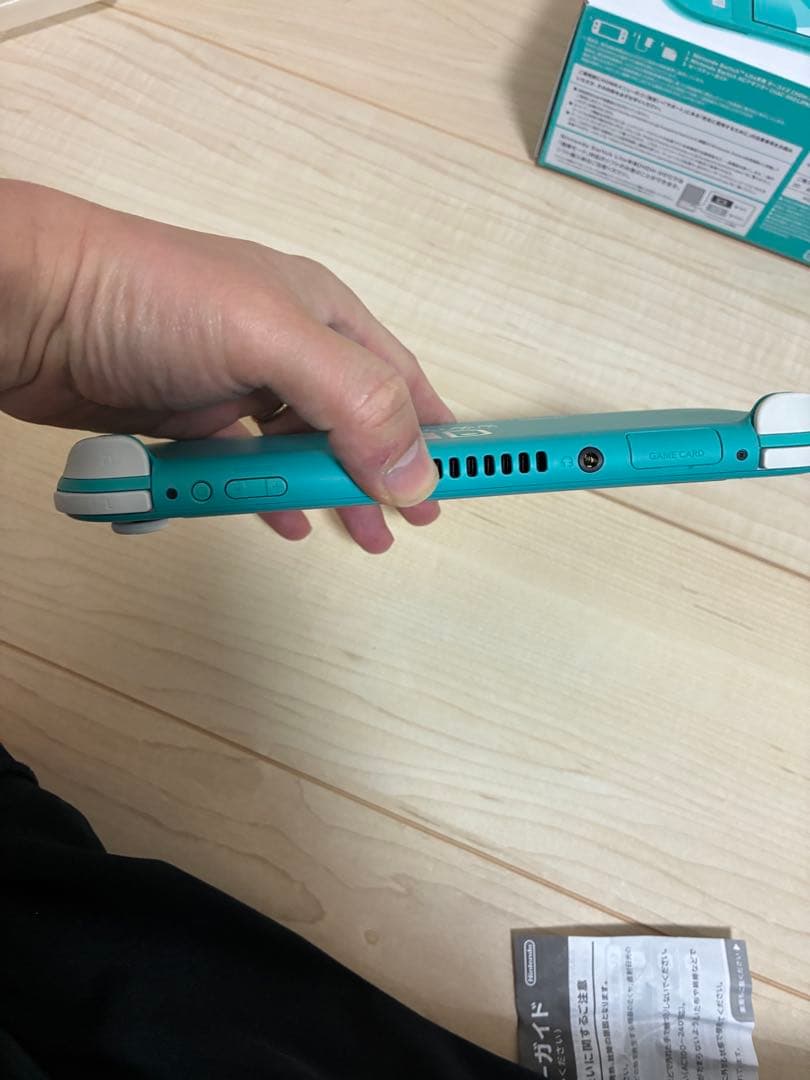 Nintendo Switch Lite ターコイズ 本体　外箱、純正充電器付き