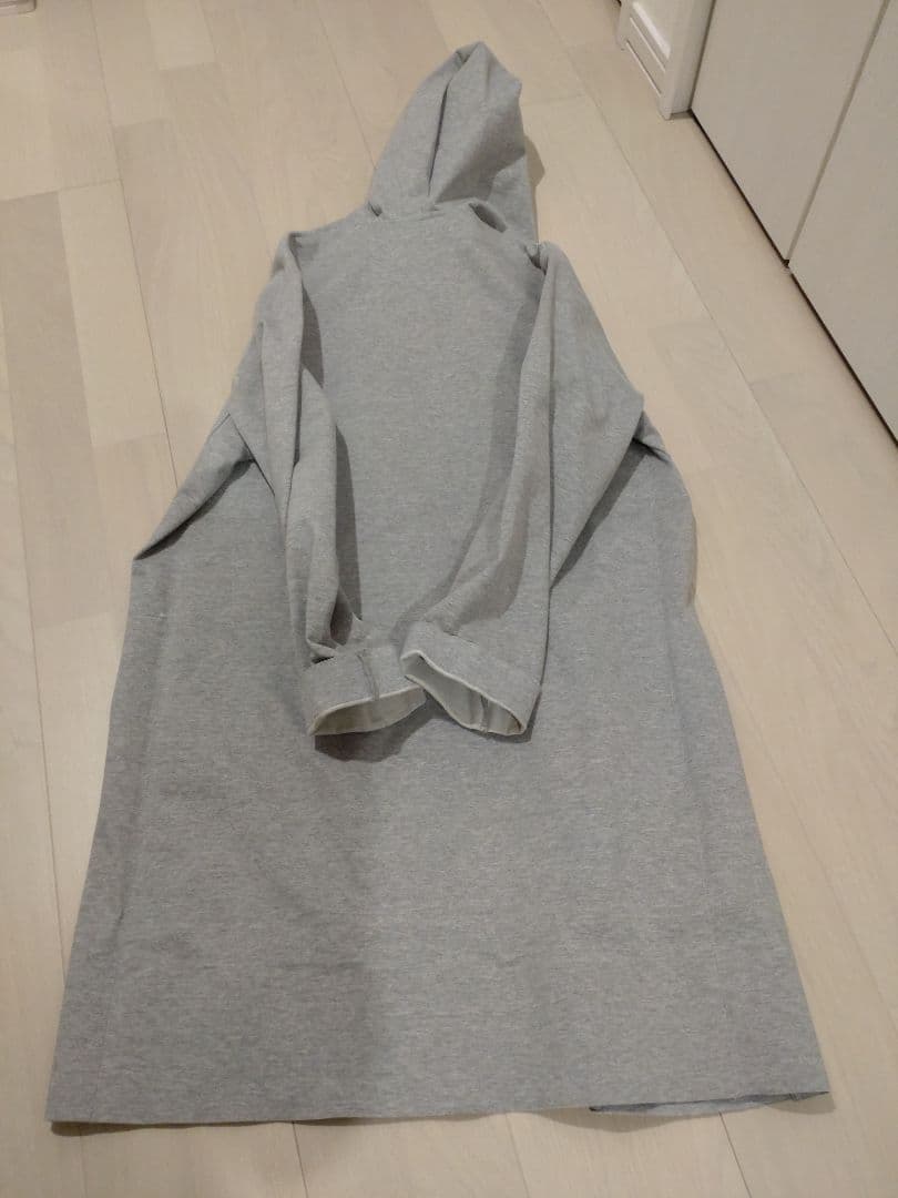 トゥモローランド　マカフィー　ロングフーデッドパーカー