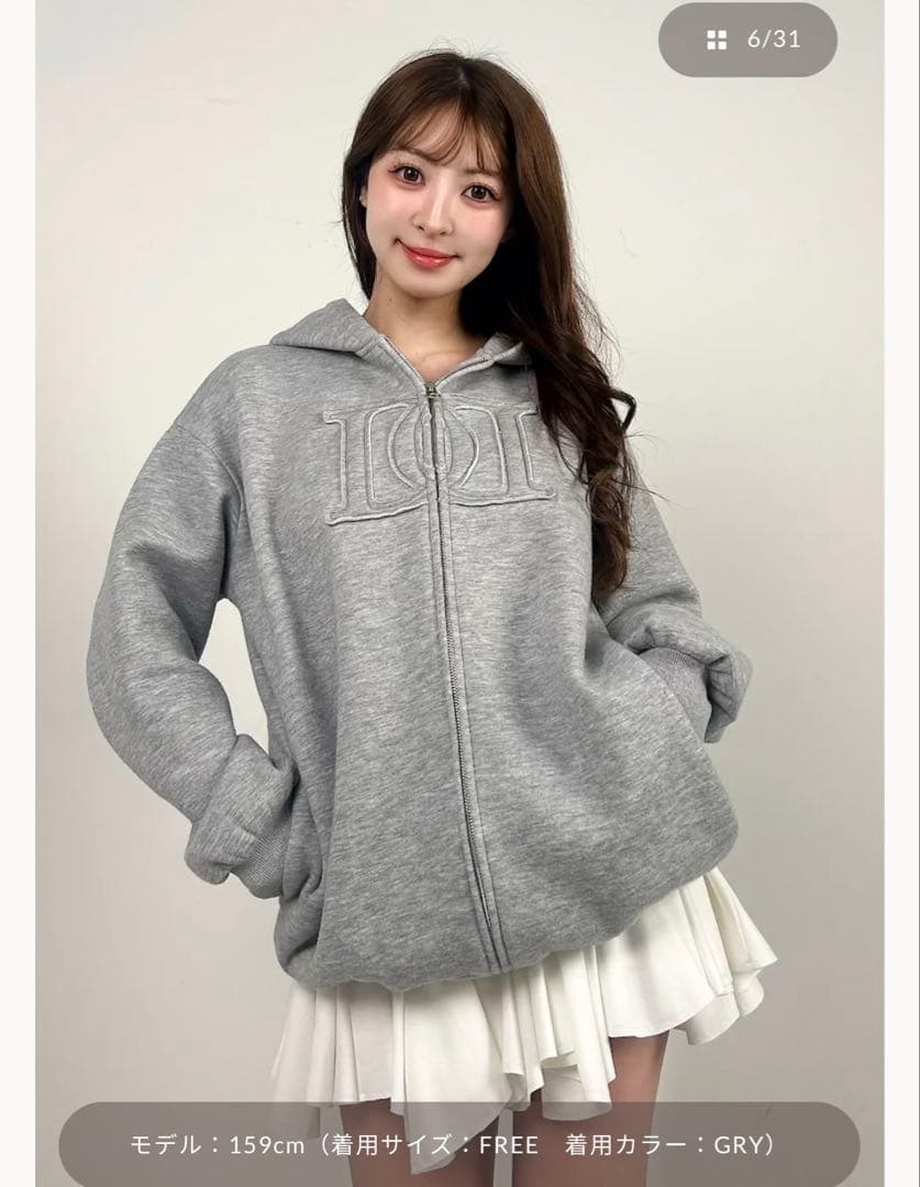 試着のみ美品✨Darich ダーリッチ　アップリケDDロゴパーカー　グレー