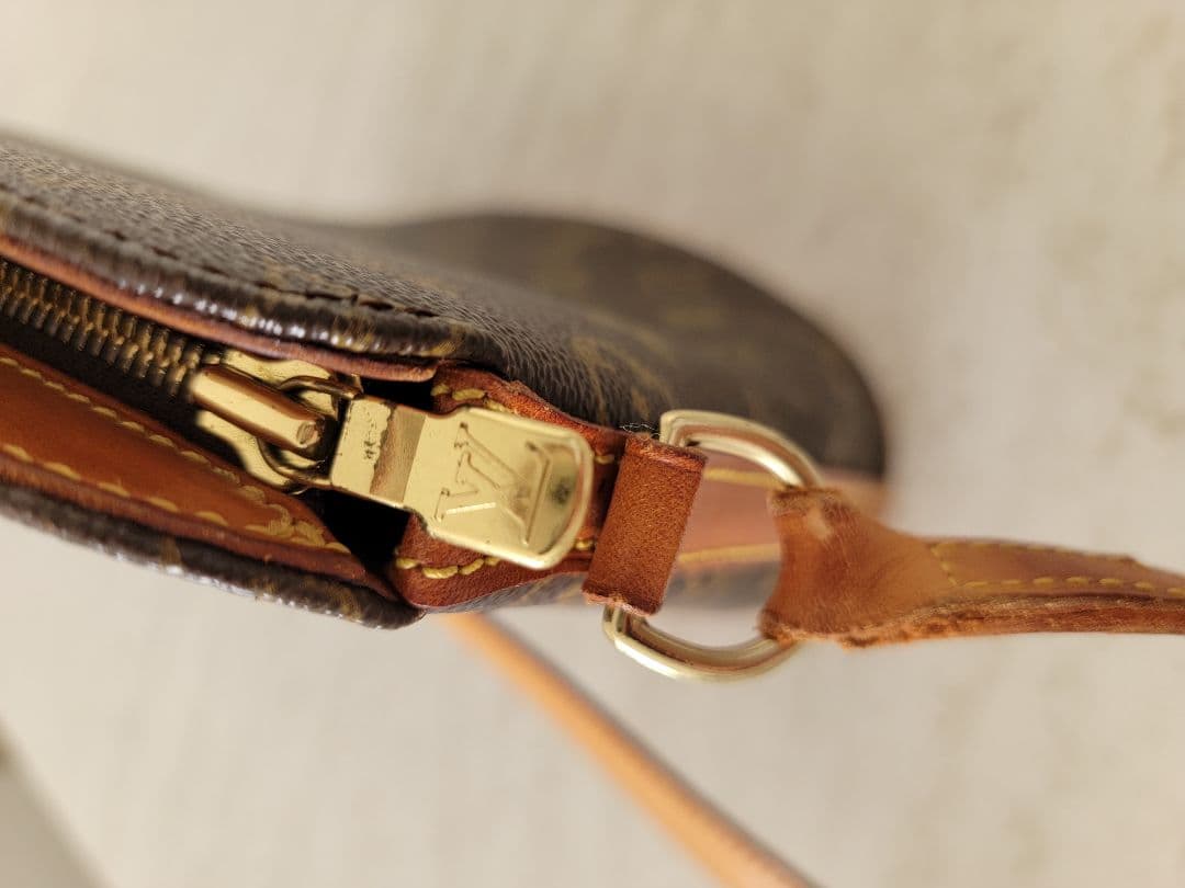 Louis Vuitton ルイヴィトン モノグラム ドルーオ ショルダーバッグ