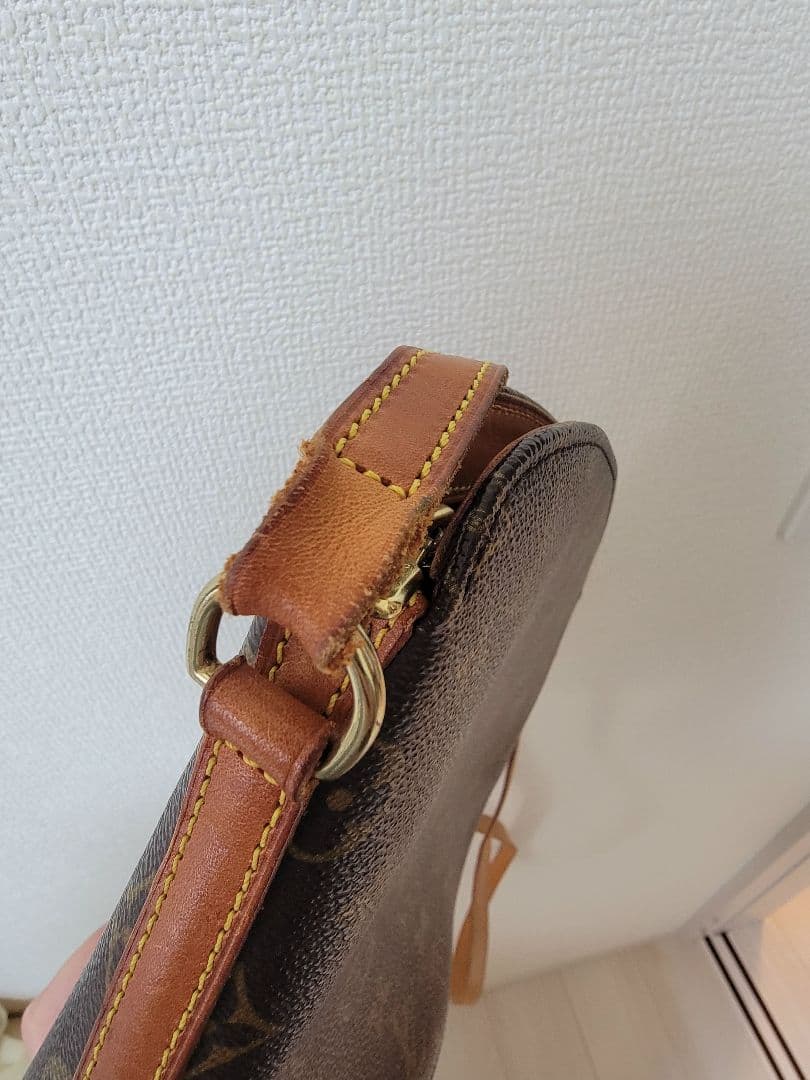 Louis Vuitton ルイヴィトン モノグラム ドルーオ ショルダーバッグ