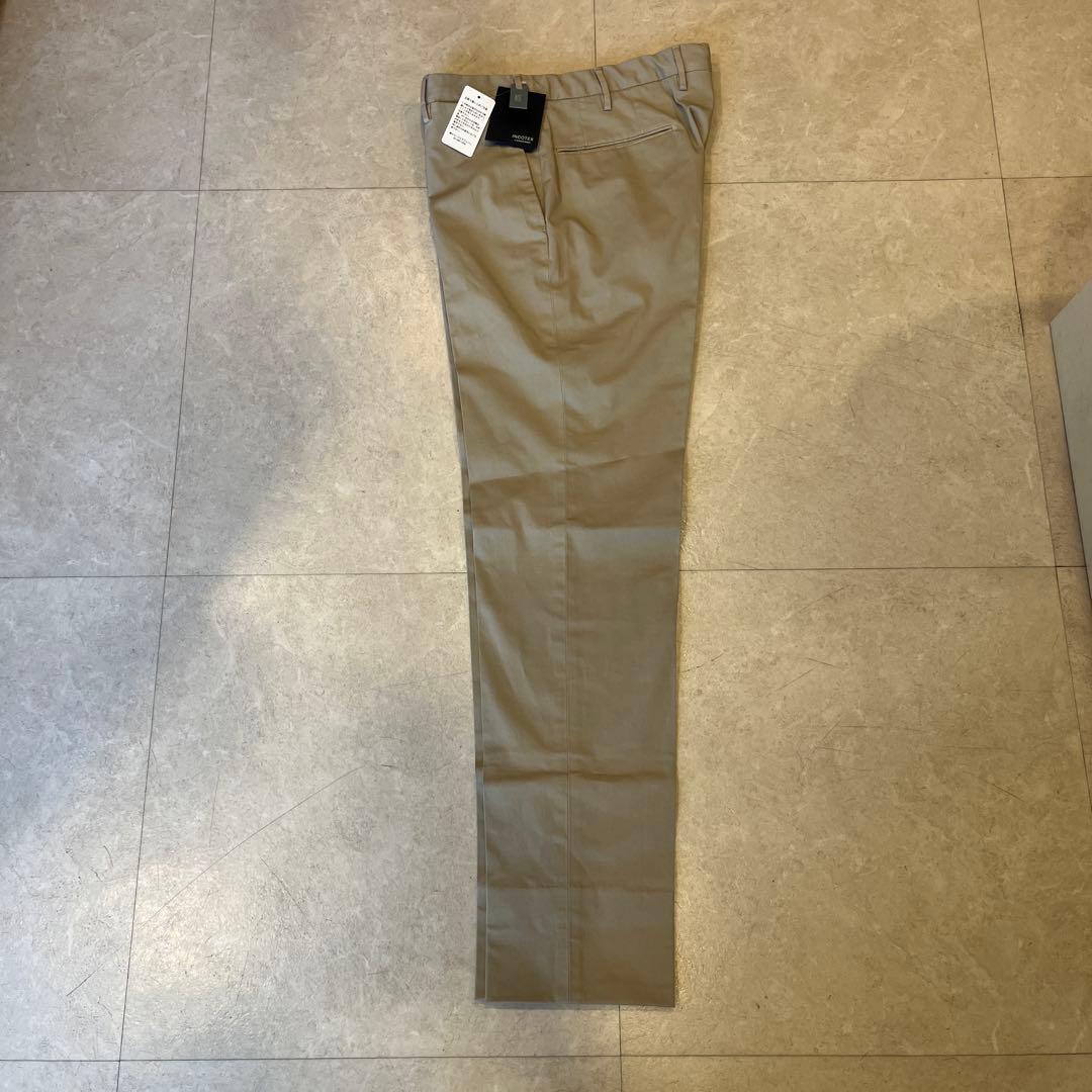 ベージュ スラックス