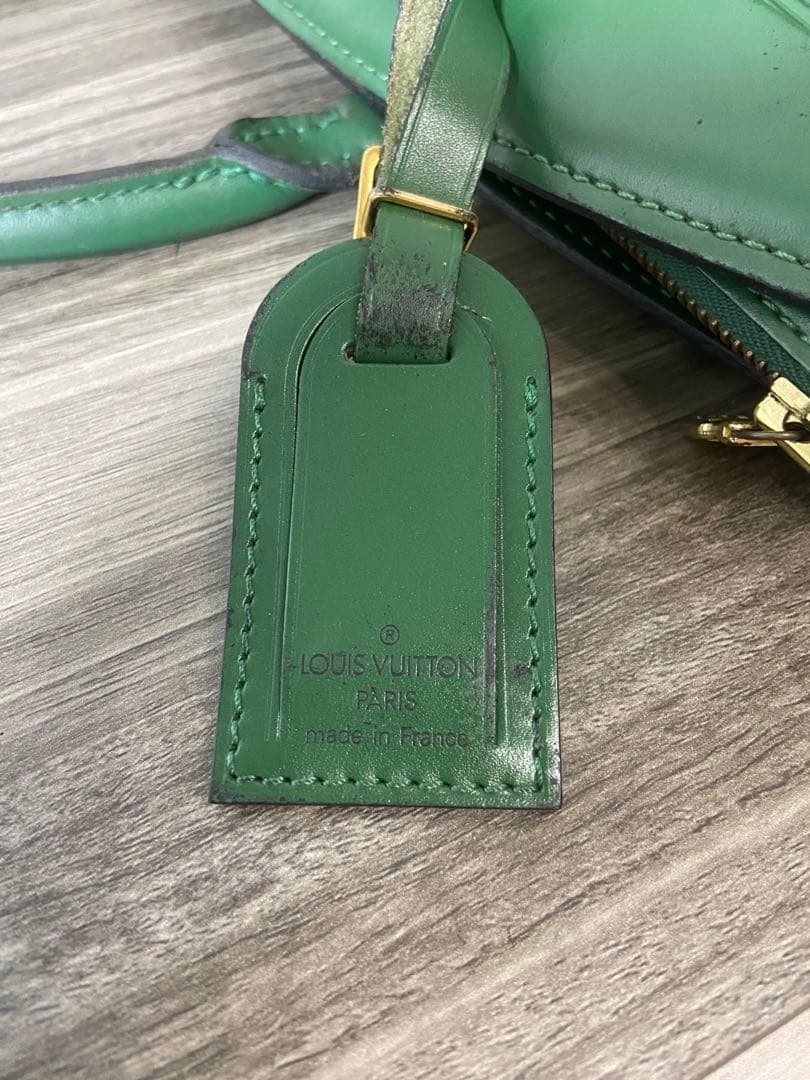 ルイヴィトン ビジネスバッグ エピ リヴィエラ レザー　緑　チャーム