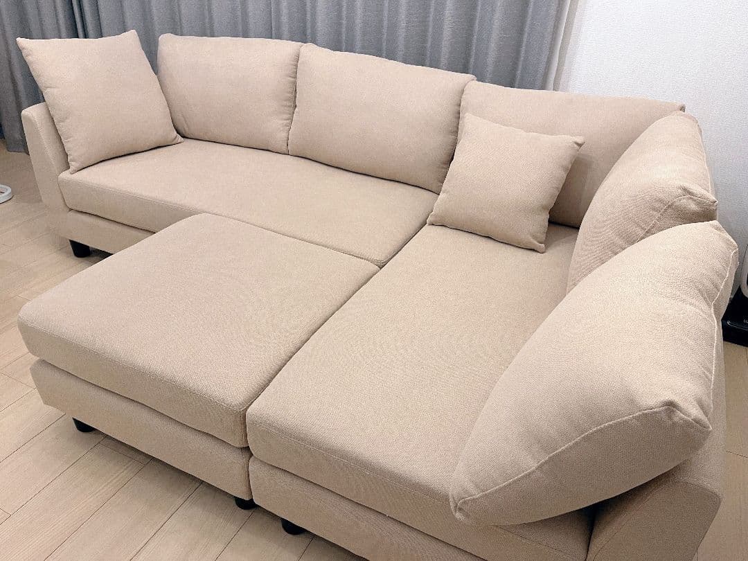 【新品・未使用】モダンデコ ベージュ L字型ソファ 新品 クッション カウチ