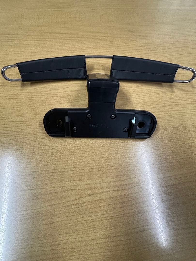 レクサス　純正インルームハンガー ヘッドレストハンガー( IS GSE21 用)