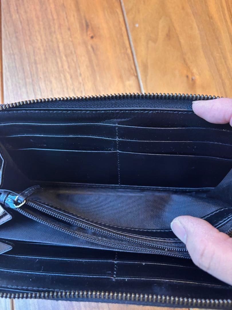 【美品】GUCCI ラウンドファスナー　キルティング　ＧＧマーモント　ブラック