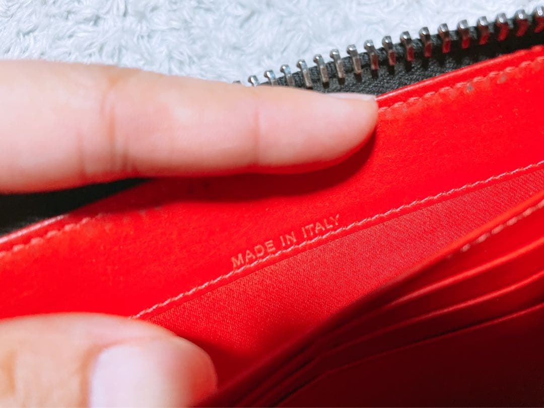 最終セール　クリスチャンルブタン　長財布